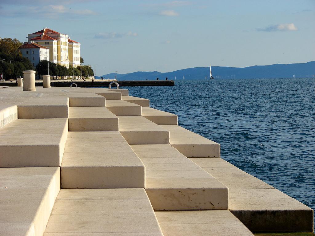 Mony * Zadar